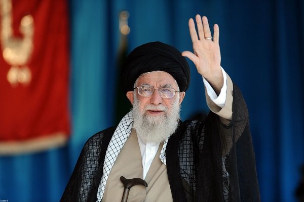 قائد الثورة الاسلامية