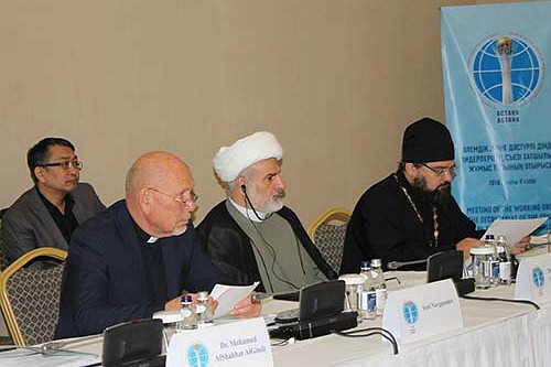تشکیل کارگروه دبیرخانه کنفرانس رهبران ادیان در قزاقستان
