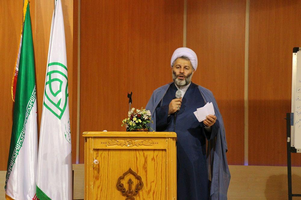 حجت الاسلام لطیف صادقی