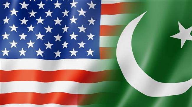 National flags of the US (L) and Pakistan