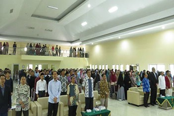 مؤتمر "وحدة الأمة والتحدیات العالمیة