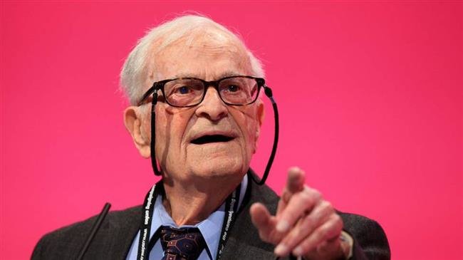 This file photo shows Harry Leslie Smith, a UK activist known for his criticism of Israel and its crimes against Palestinians, who died at the age of 95 on November 28, 2019, in Ontario, Canada.
