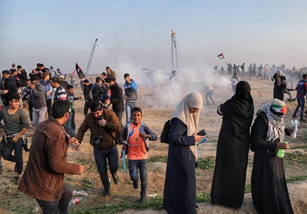 Israel Shoots, Injures 28 Protesters in Gaza