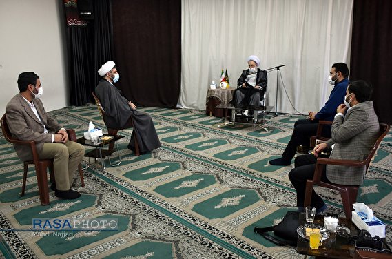 لقاء سماحة الشیخ محمدمهدی محققی المدیر العام لوکالة رسا للانباء مع سماحة آية الله مجتهد شبستري
