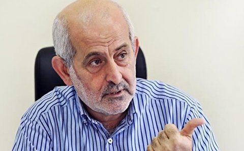 ما حصل هو انفجار داخلي لمكان يسموه في المرفأ بالعنبر يحتوي على مواد شديدة الانفجار