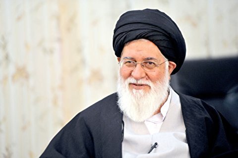 We must not allow the Islamic Revolution to be harmed