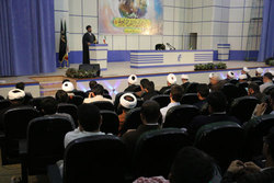 آیین دانش آموختگی طلاب مجتمع آموزش عالی امام خمینی برگزار شد