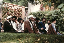 یادداشت | تخریب امام خمینی در دستور کار شبکه‌های ضدانقلاب