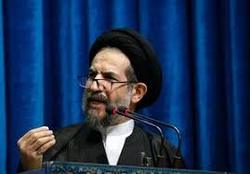 رمز موفقیت انقلاب اسلامی تبعیت مردم از رهبری است