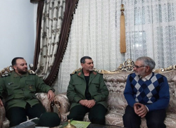 دیدار فرمانده سپاه کردستان با خانواده شهیدان بیجار