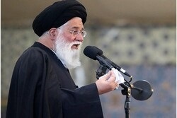 انقلاب اسلامی سردار سلیمانی های فراوانی دارد