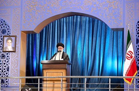 جنتلمنهای پشت میز مذاکره همان تروریستهای فرودگاه بغداد هستند