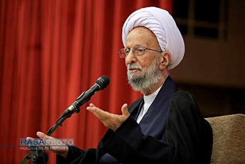 برخی نسخه تسلیم را تئوریزه میکنند | دشمنیها با تسلیم تمام نمیشود