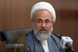 حضور روحانیت در مجلس از دیدگاه امام خمینی