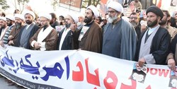 تظاهرات «مرگ بر آمریکا» در اعتراض به سفر «آلیس ولز» به پاکستان