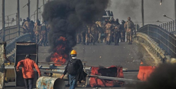 ادامه ناآرامی‌های بغداد؛‌ معترضان دو پل را مسدود کردند