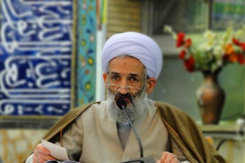 نماز جمعه مهم ترین پایگاه دفاع از دین و انقلاب است