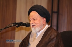 حماسه نماز جمعه تهران به امامت رهبر انقلاب از الطاف خفیه الهی بود