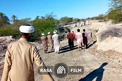 خدمات جهادی طلاب در مناطق سیل زده