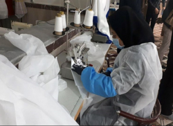 تولید روزانه ۱۷۵۰ دست لباس ایزوله و ماسک توسط سپاه کردستان