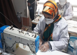 تولید روزانه ۱۰ هزار ماسک توسط بسیج خواهران در یزد