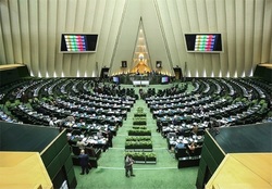 لیسـت ۳۰ نفره تهران در همه مجلس‌ها