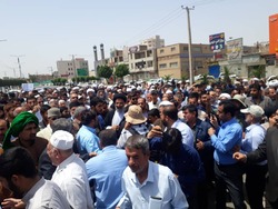 اهوازی‌ها از نماینده ولی فقیه در خوزستان استقبال کردند