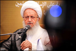 واکنش آیت الله مکارم به جنایت آل سعود | انتقاد از سکوت مدعیان حقوق بشر