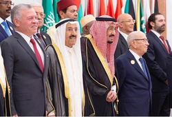 حاکمان سعودی به حمایت از تروریسم پایان دهند