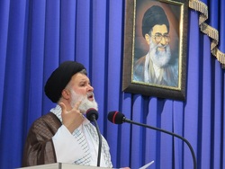 ترغیب به مذاکره و تهدید به جنگ سیاست شکست خورده آمریکا دربرابر ایران است