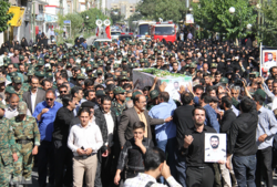 مراسم تشییع و تدفین شهید مدافع امنیت وطن در شهرکرد برگزار شد