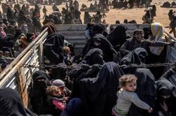 هشدار نماینده عراقی درباره انتقال خانواده‌های داعشی از سوریه به موصل