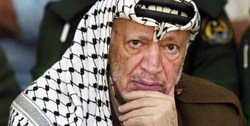 مشاور عرفات، «محمود عباس» را به دست داشتن در ترور او متهم کرد