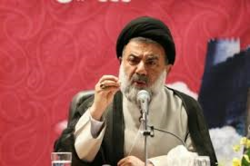 انقلاب اسلامی، فساد را کنار می زند