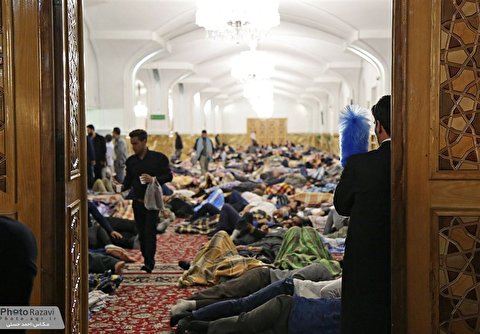 ۱۵ هزار زائر در قرارگاه مردمی اربعین قم اسکان پیدا کردند