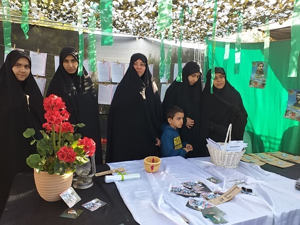 برپایی غرفه های فرهنگی و آموزشی در مسیر پیاده روی جاماندگان اربعین حسینی