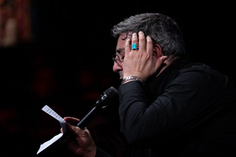 صوت/ مداحی شب شهادت امام سجاد محرم 98 با نوای محمد رضا طاهری