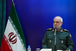 ایران صاحب لشکر اسلامی است | نفوذ سرویس‌های اطلاعاتی دشمنان شکست خورد