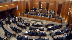 انتخاب نخست وزیر جدید لبنان به تعویق افتاد