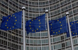 اتحادیه اروپا به رسمیت شناختن کشور فلسطین را بررسی می‌کند
