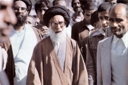 صوت/ خنثی شدن توطئه بازداشت امام خمینی در کلام شهید آیت الله دستغیب