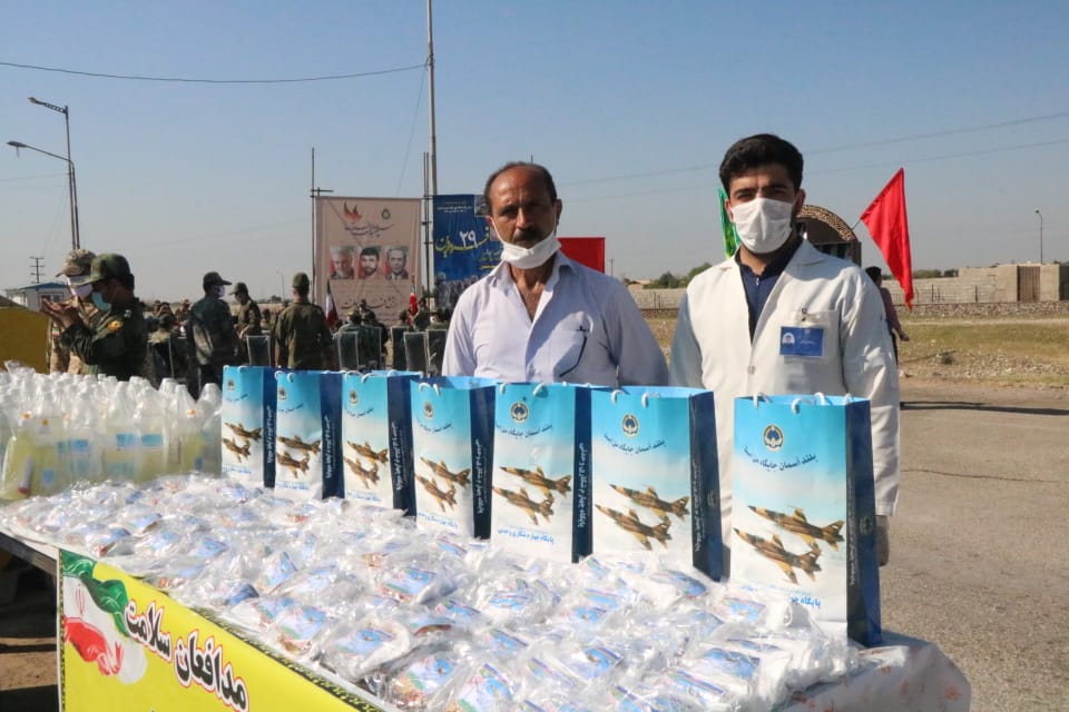 پ/اهدای دو هزار بسته غذایی در قالب طرح اکرام مؤمنانه