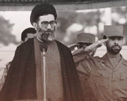 گوشه‌ای از مناسبات حضرت آیت‌الله خامنه‌ای و ارتش جمهوری اسلامی