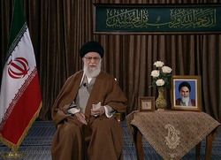 ترجمه آیه نصب شده در حسینیه امام خمینی (ره) در سخنرانی نوروزی رهبر انقلاب