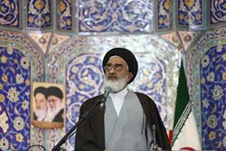 مقاومت در برابر مستکبران؛ تنها راه مؤثر برای احقاق حق ملت ولایتمدار ایران