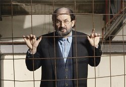 مبانی فقهی حکم ارتداد سلمان رشدی نویسنده آیات شیطانی