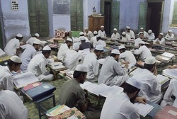افغانستان از اعزام نوجوانان به مدارس دینی پاکستان جلوگیری می کند