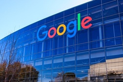 گوگل در میانه‌ی همه‌گیری کرونا روند استخدام نیروی جدید را کند می‌کند