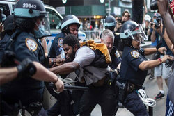 بازداشت بیش از ۲۵۰۰ نفر در اعتراضات آمریکا