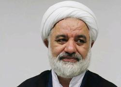 امام خمینی با پیروزی انقلاب، عزت و کرامت را به ملت ایران هدیه داد